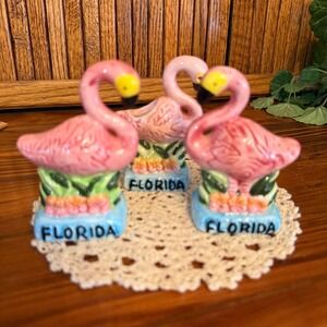ZH Flamingo Salt Pepper Shakers Toothpick Holder Set Florida Pink Excellent 3pc